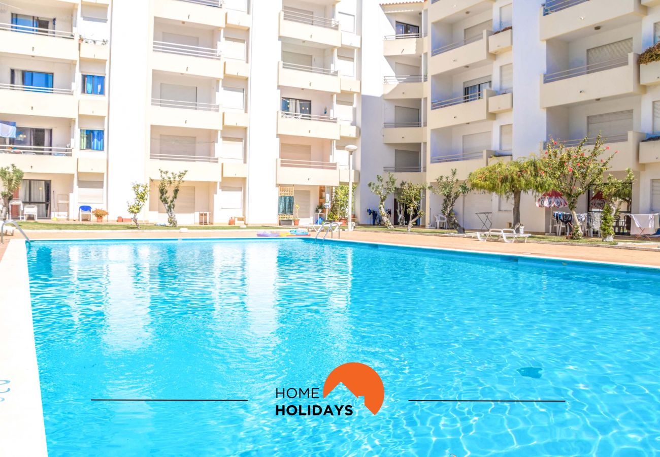 Apartamento em Albufeira - #005 Shared Pool w/ Private Parking, 350 mts Beach