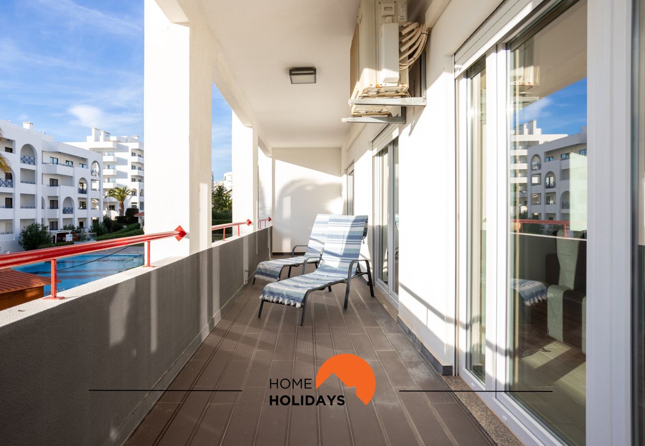 Apartamento em Porches - #193 Balcony Ocean View w/ Pool and AC
