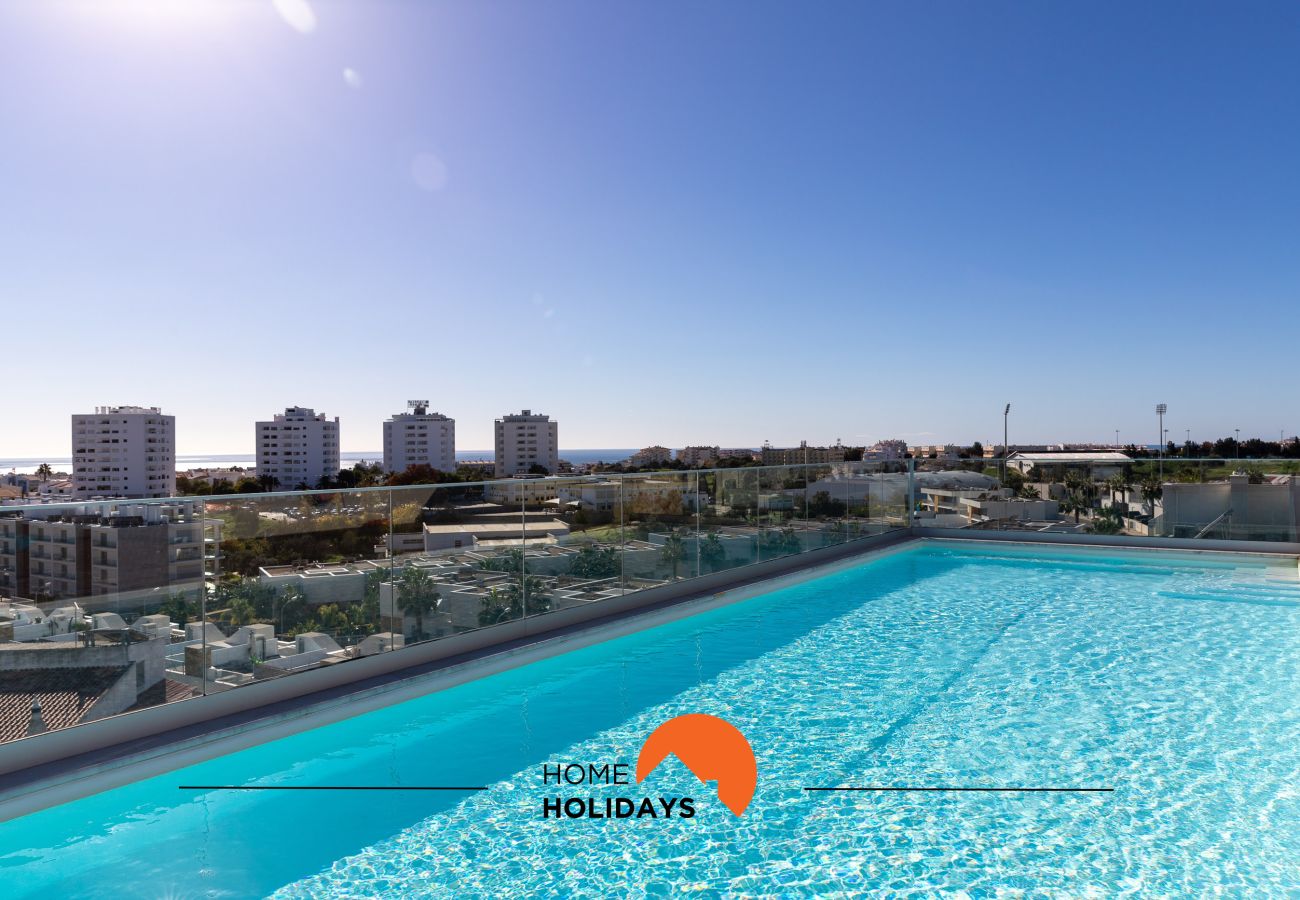 Apartamento em Albufeira - #200 Panoramic Rooftop w/ Pool and AC