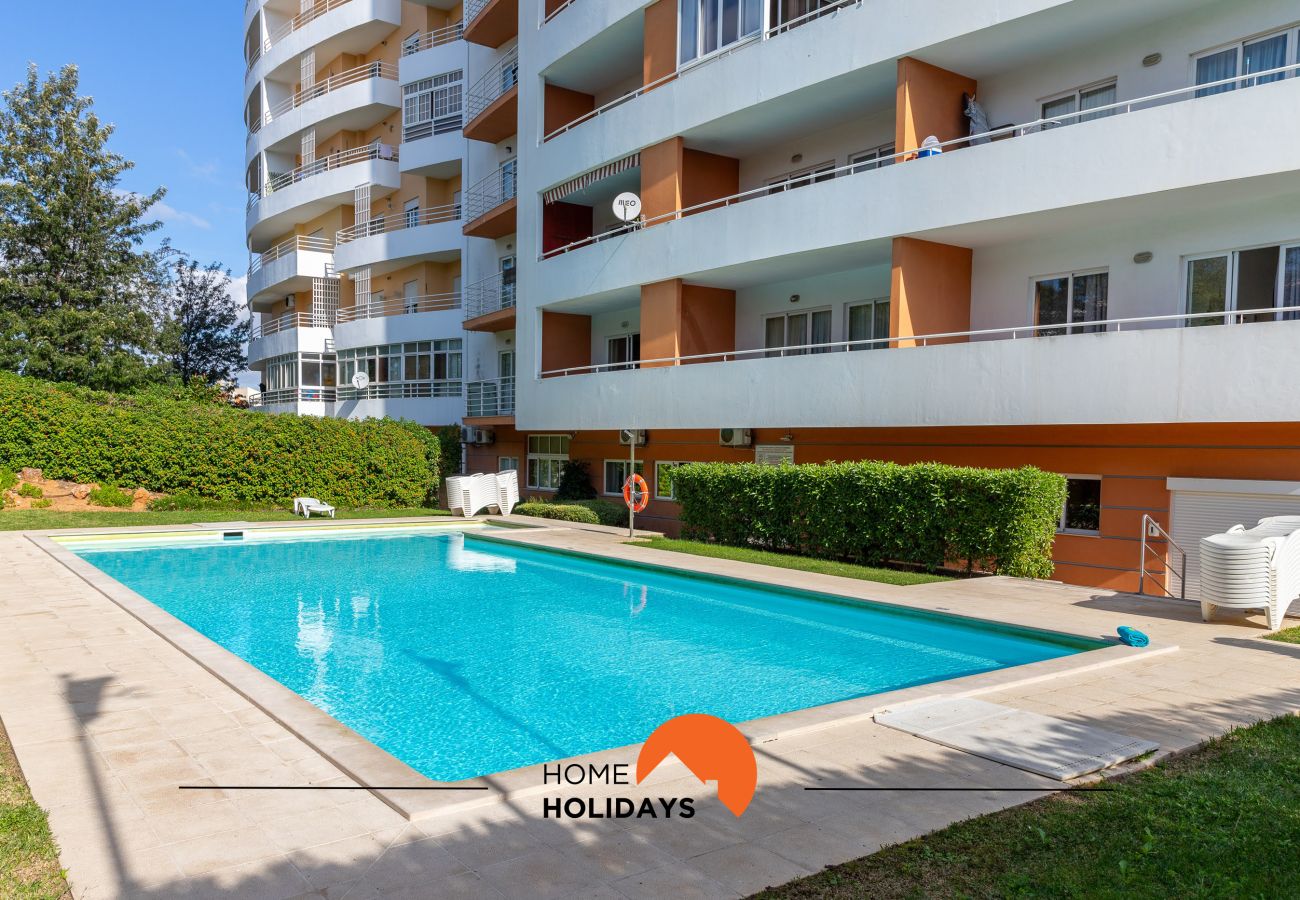 Apartamento em Portimão - #199 Equiped, Balcony w/ City View and Pool