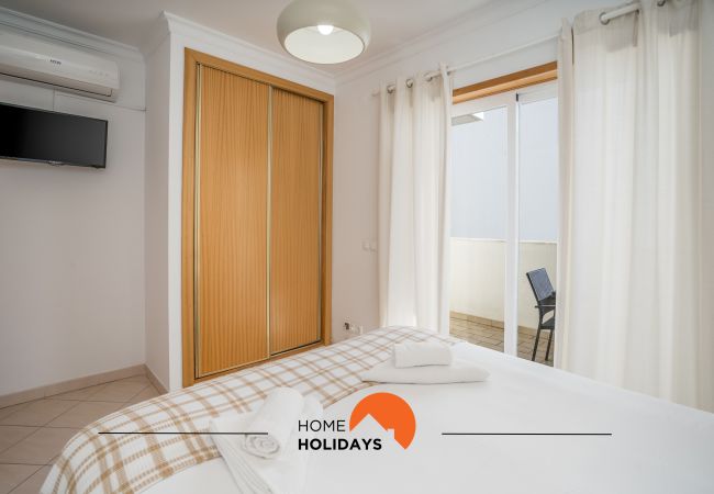 Apartment in Albufeira - #001 Cosy Flat in Old Town 500metres Beach