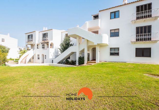 Apartment in Albufeira - #082 Fully Equiped w/ Pool, 450 mts Beach