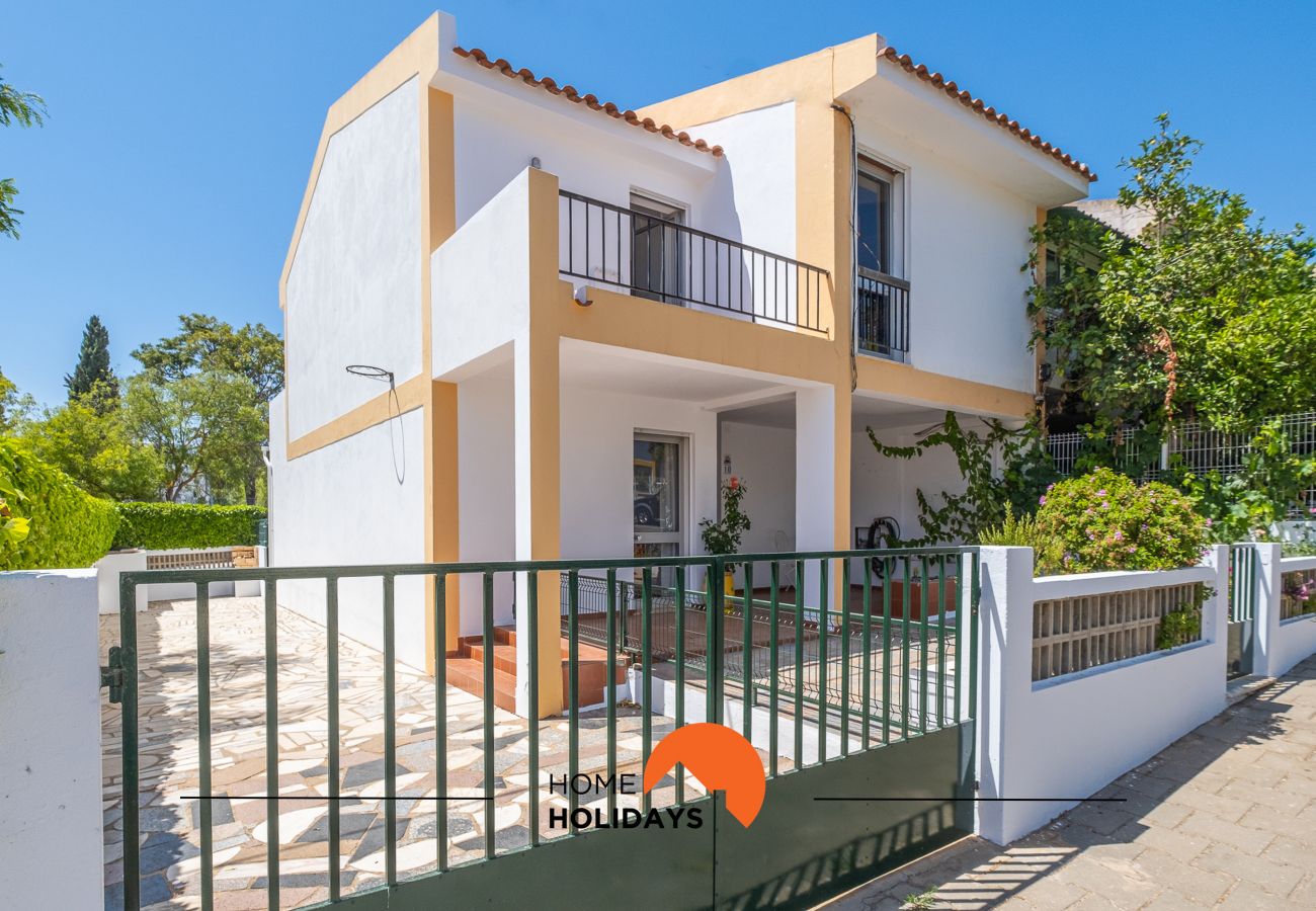 House in Albufeira - #047 Lovely Amendoeira House by Home Holidays