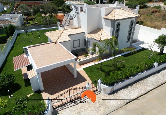 House in Albufeira - #102 Villa Private Pool and Garden
