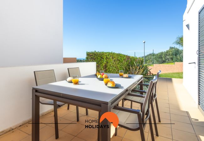 Townhouse in Albufeira - #111 Villa Sea View , Shared Pool and Garden
