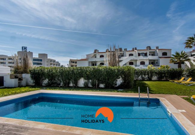 House in Albufeira - #116 Villa w/ Private Pool on New Town