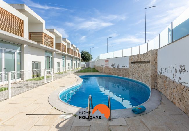 Townhouse in Albufeira - #206 Fully Equiped w/ Pool, Private Park